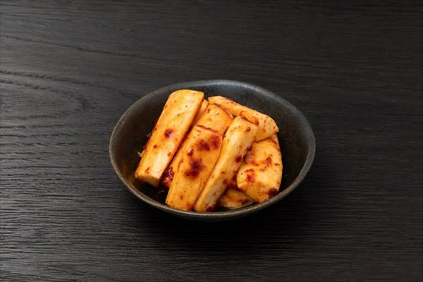 群馬名産 大和芋のキムチの料理写真